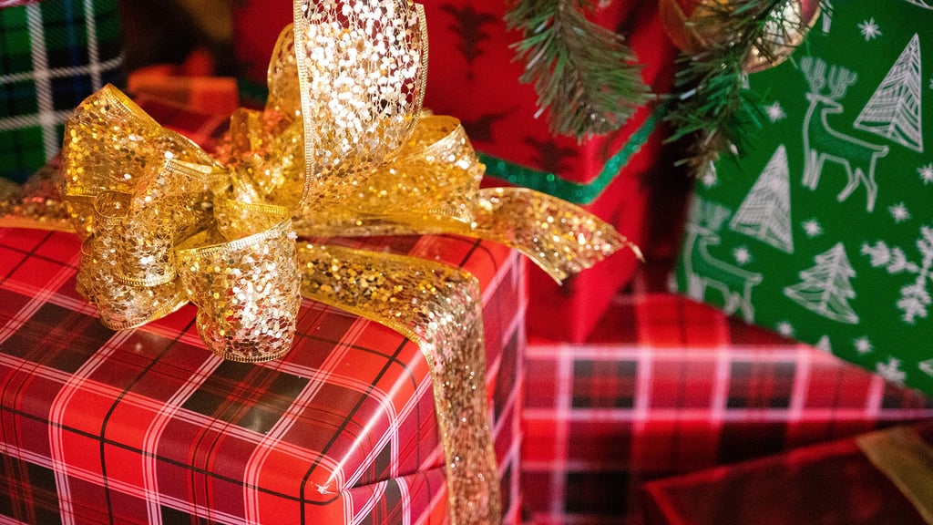 Presents Zoom Background (1)